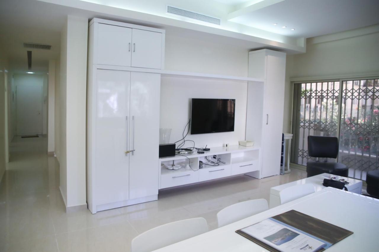 Dizengoff - Lovely Family 3 Rooms. Appartement