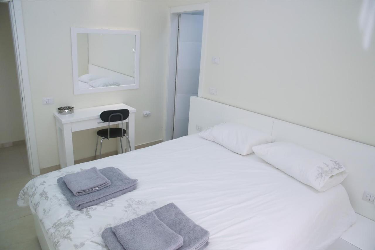 Dizengoff - Lovely Family 3 Rooms. * Tel-Aviv