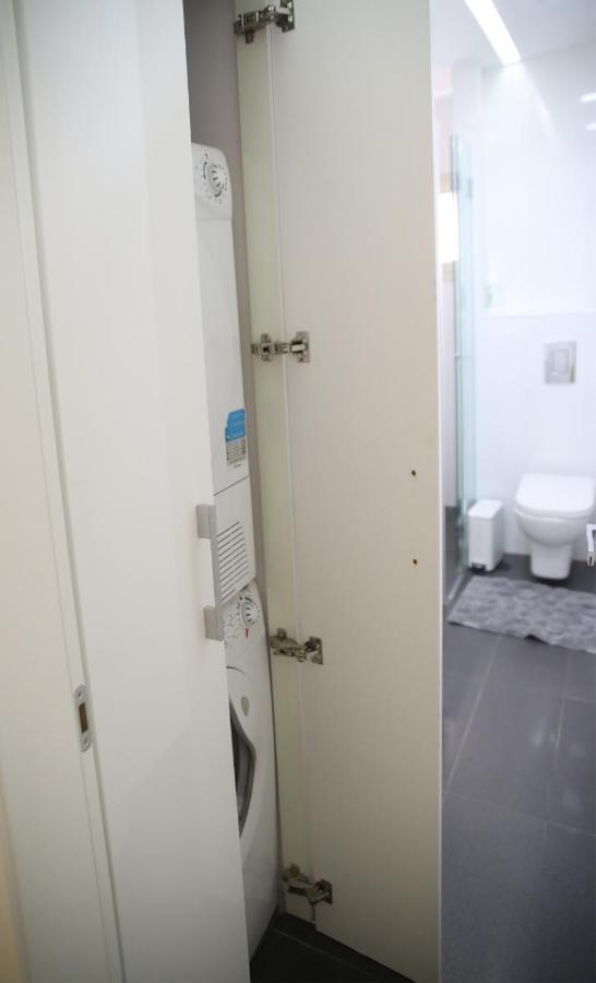 Apartment Dizengoff - Lovely Family 3 Rooms. Tel Aviv