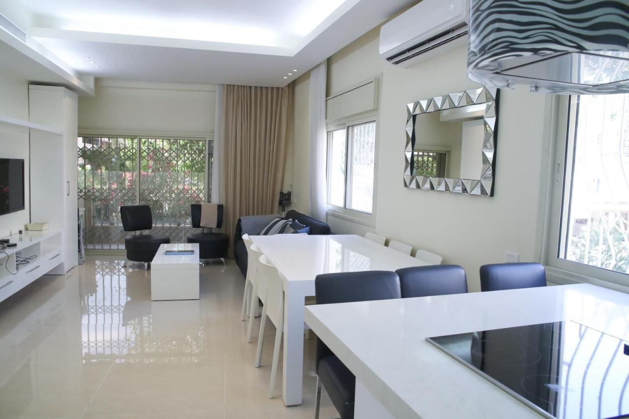 Dizengoff - Lovely Family 3 Rooms. Apartment